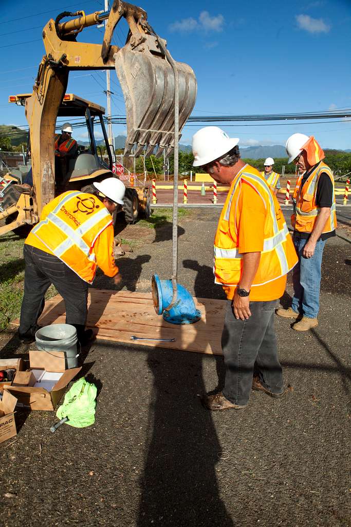 SITE CONSTRUCTION TEAM PICTURE